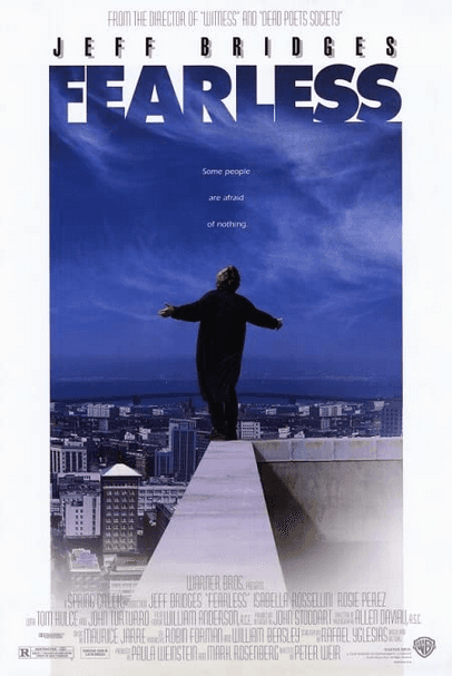 <b>Fearless (1993)</b>
<br>Este film protagonizado por Jeff Bidges narra como el único sobreviviente de un accidente áreao en el Valle Central perde la capacidad de sentir miedo y las consecuancias que esto le acarrea. La gran mayoría de las tomas exteriores fueron filmadas en Bakersfield y en el condado de Kern.