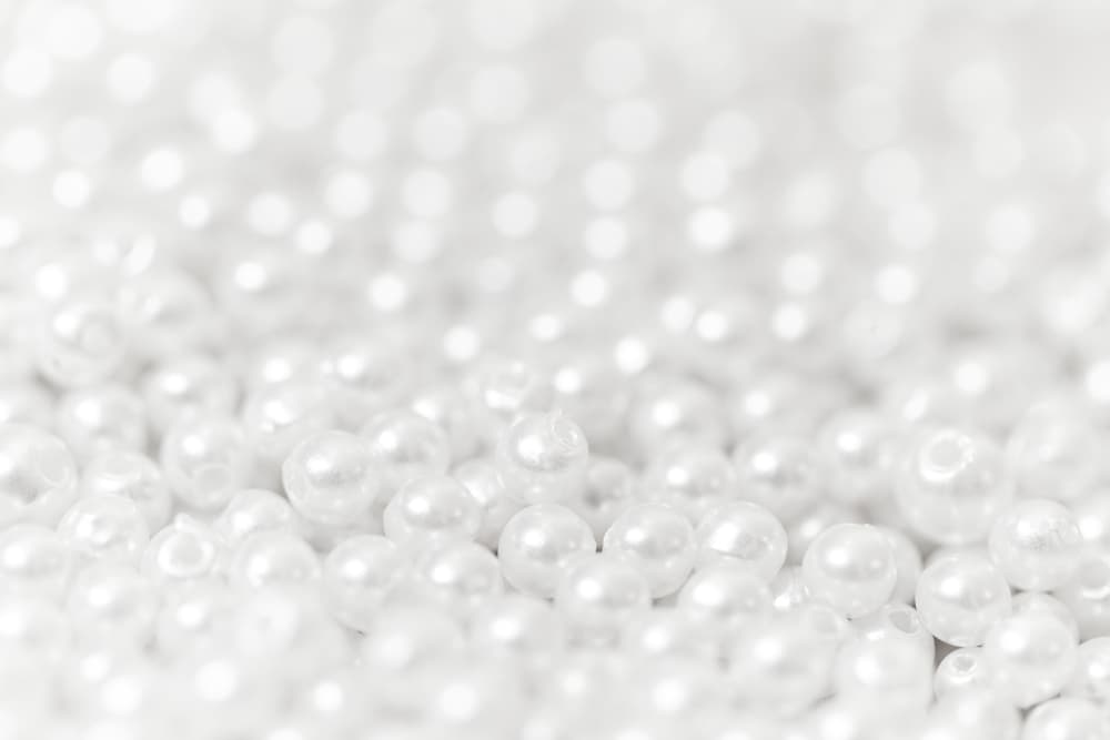 Color: Blanco o gris perlado. Día de la semana afortunado: el lunes.