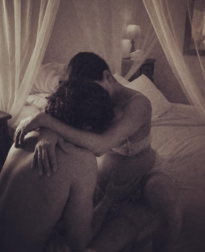 Forrest es fotógrafo, además de bioingeniero, modelo, productor y le gusta compartir imágenes que parecen salidas de un película romántica.