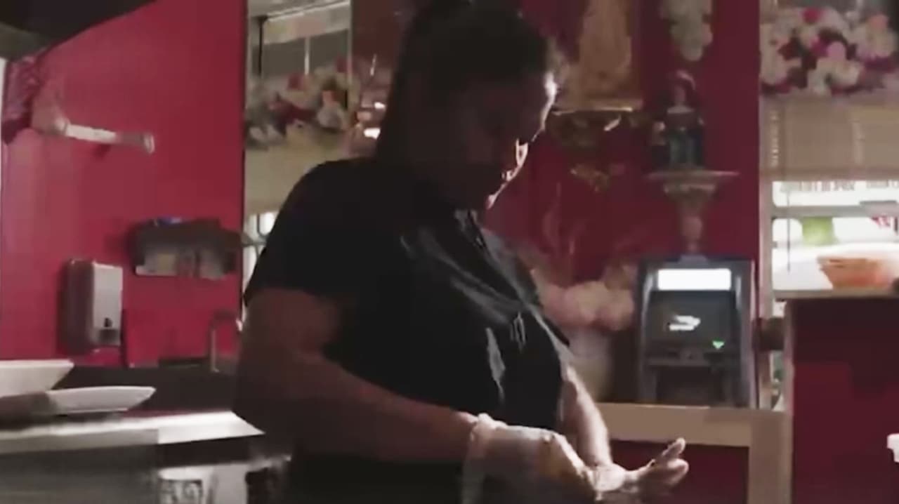 Comercios hispanos mantienen viva su cultura y encienden los sabores al sur de Filadelfia