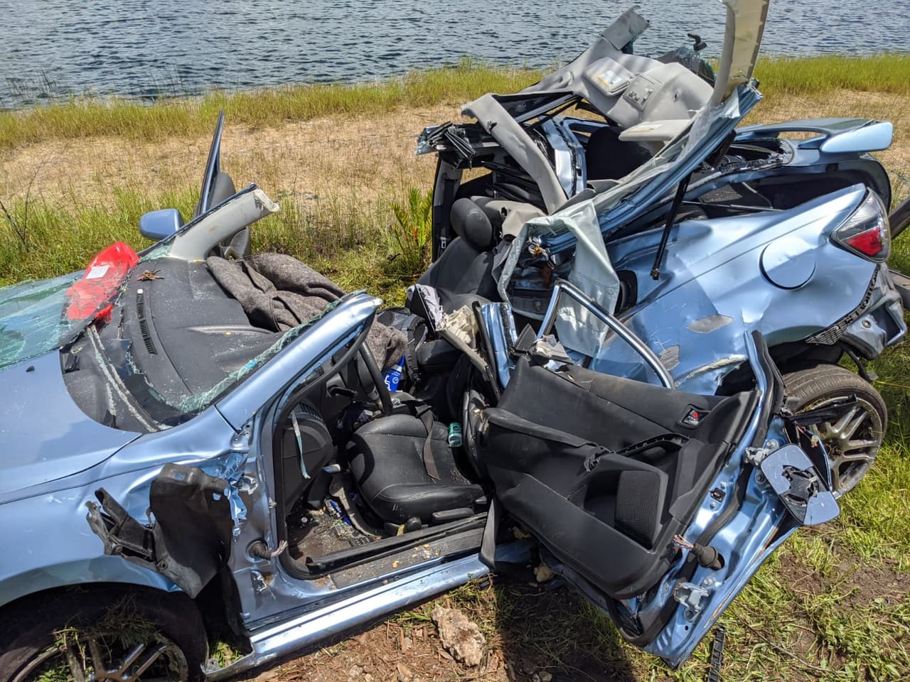 Los bomberos de Broward rescataron a un hombre luego de un accidente de tráfico en la autopista I-75. 
<br>