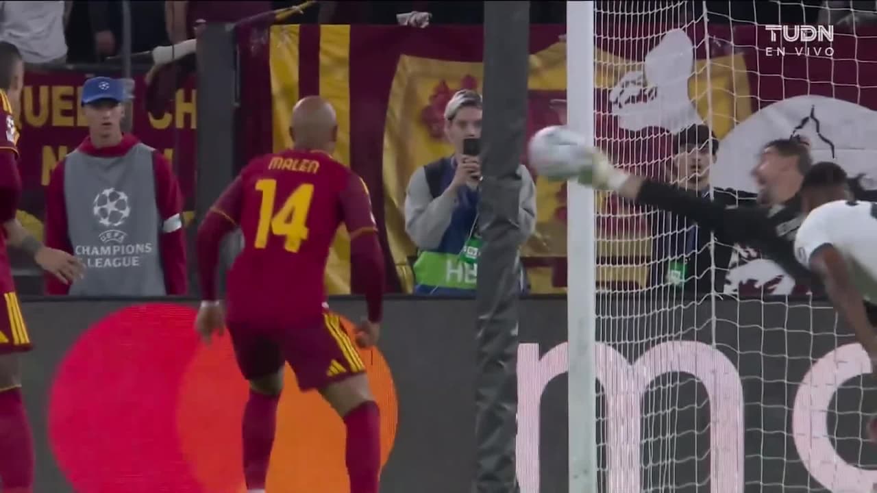 ¡Thibaut Courtois evita el primero de la Roma vs. Real Madrid al 3'!