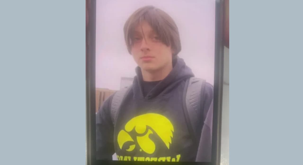 Piden ayuda para localizar a quinceañero desaparecido en suburbio de Chicago