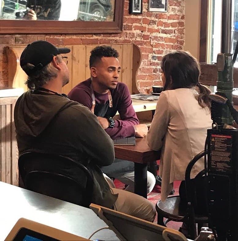 Y es 
<b><a href="https://www.univision.com/shows/el-gordo-y-la-flaca/clarissa-molina-confiesa-que-si-se-enamoro-de-ozuna-durante-el-rodaje-de-que-leon-2-video">amiga de grandes artista</a></b>
<a href="https://www.univision.com/shows/el-gordo-y-la-flaca/clarissa-molina-confiesa-que-si-se-enamoro-de-ozuna-durante-el-rodaje-de-que-leon-2-video">s</a> de la música urbana como Ozuna, con quien compartió créditos en la película 'Que León'.