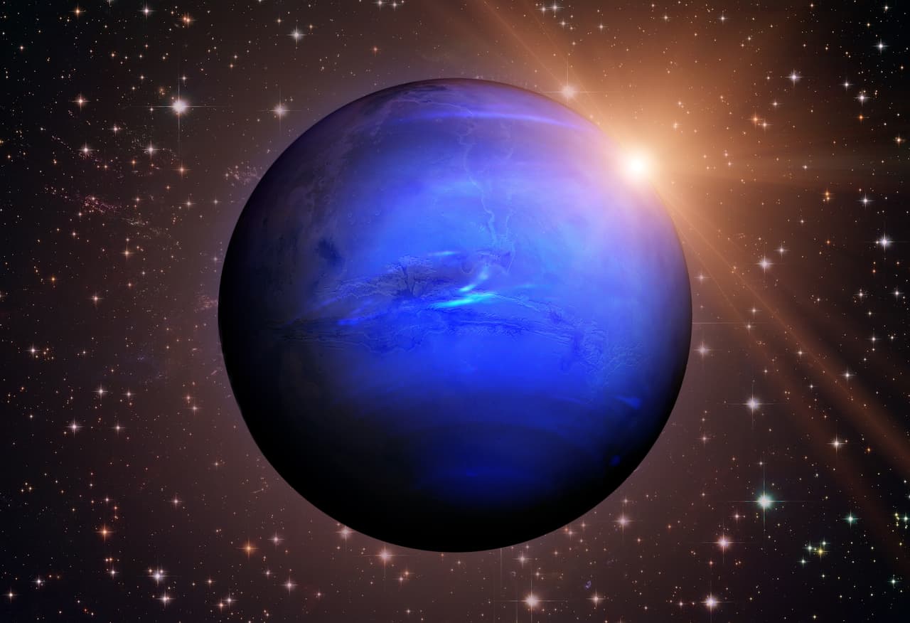 Debido a su lejanía Neptuno tarda unos 165 años en dar la vuelta al Sol, o sea, el año neptuniano es de más de un siglo, por eso demora tanto tiempo al transitar por cada signo. Por ejemplo, Neptuno entró en Piscis en abril del 2011 y seguirá transitando por ese signo hasta el 2025 cuando se desplazará al signo de Aries.