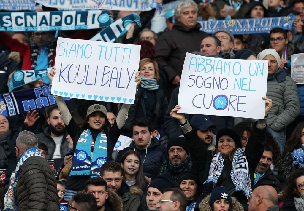 De padres senegaleses, Kalidou nació en Francia. Creció en un barrio de Saint-Dié con una diversidad cultural enorme: ‘habíamos negros, árabes, musulmanes, cristianos, africanos, blancos, pero todos éramos franceses’.