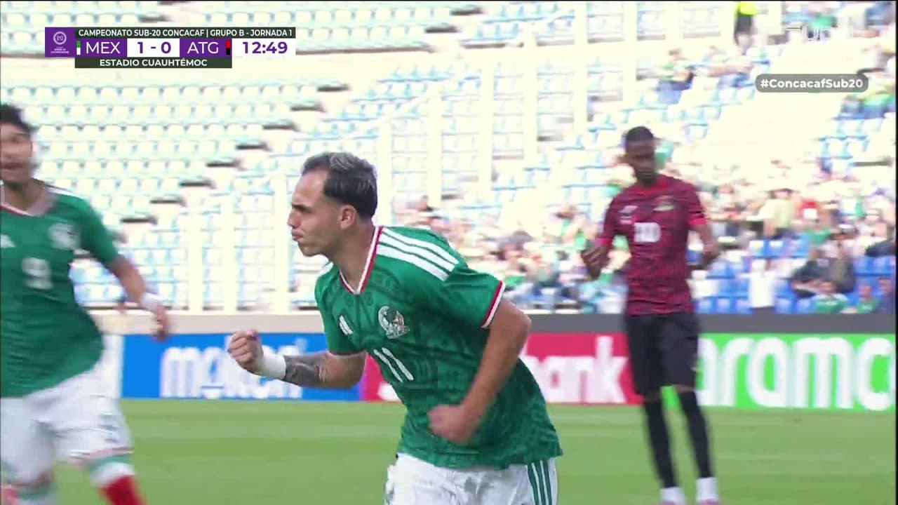 ¡Gol de México! Hugo Camberos marca el 1-0 desde los once pasos