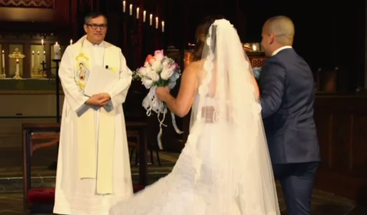 El falso padre era "un actorazo" de las liturgias, según sus víctimas 