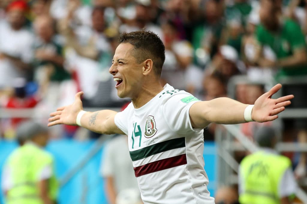 Javier Hernández: 9. El ariete del West Ham había tenido una primera mitad debajo del radar, muy discreta, pero soportó bien la candela y marcó un gol con buenos recursos técnicos y de improvisación.