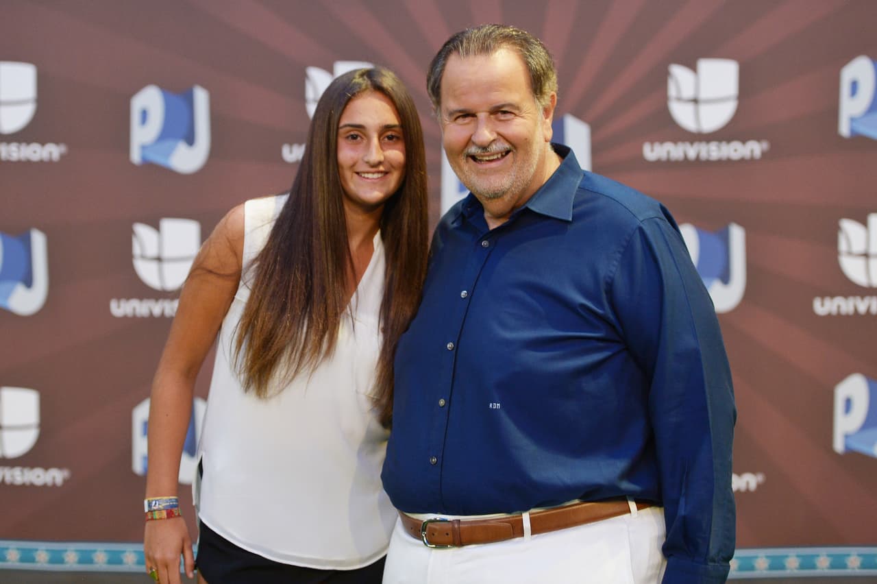 Cuatro años habían pasado y Mía lucía totalmente distinta. En Raúl de Molina, por su parte, los años parecen no pasar.