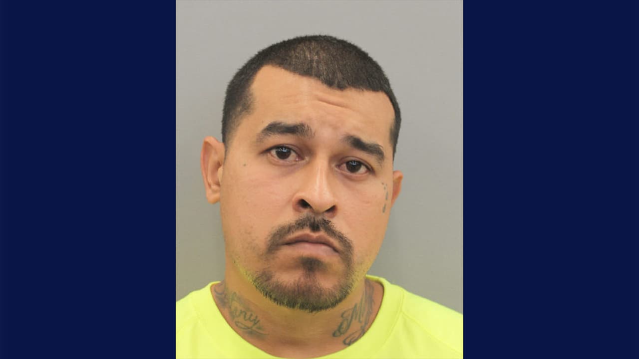 El 15 de septiembre los investigadores localizaron a Israel Ventura, trato de huir en una bicicleta y finalmente 
<b><a href="https://twitter.com/houstonpolice/status/1438538328635285505" target="_blank">fue arrestado</a></b>.