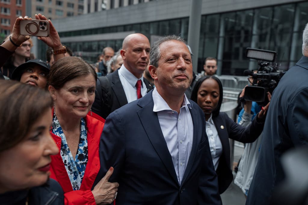 "Esta es una ciudad santuario”: la reacción de Brad Lander tras su liberación después de su arresto por ICE