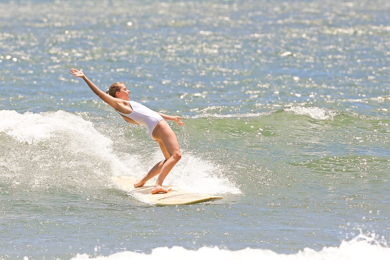 Hasta que perdió el equilibrio y tambaleó.