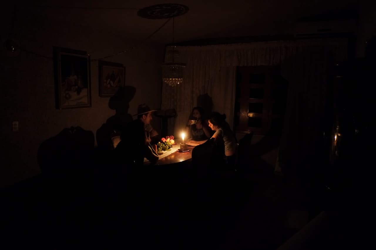 Los cortes de electricidad durante cuatro horas diarias se extenderán al menos por 40 días.