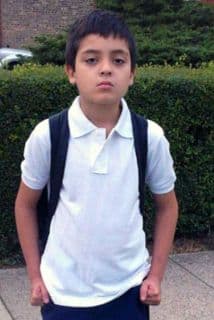 Fue atropellado cuando intentaba montarse en un bus escolar. Foto cortesía: ABC Chicago.