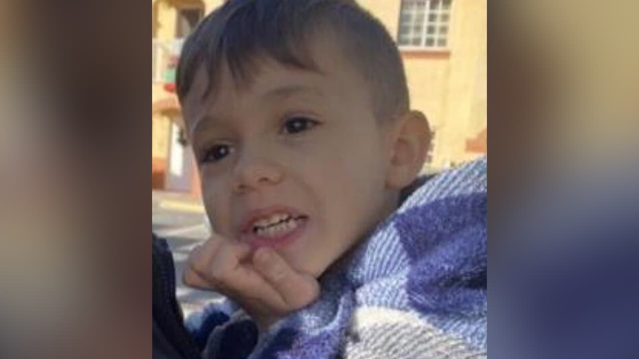Encuentran a un niño pequeño en Hialeah Gardens, la policía busca a sus familiares
