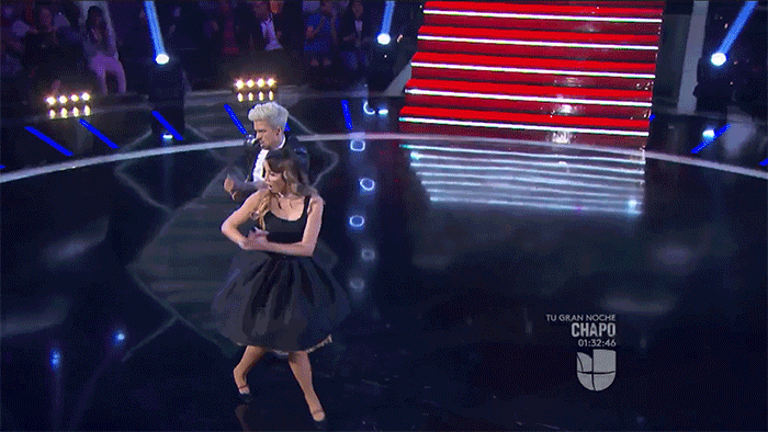 <a href="http://www.univision.com/shows/mira-quien-baila/marlene-favela-saco-las-garras-y-prometio-arunar-con-su-primera-presentacion-en-mira-quien-baila-video">Marlene Favela sacó las garras y prometió aruñar con su primera presentación en Mira Quién Baila</a>