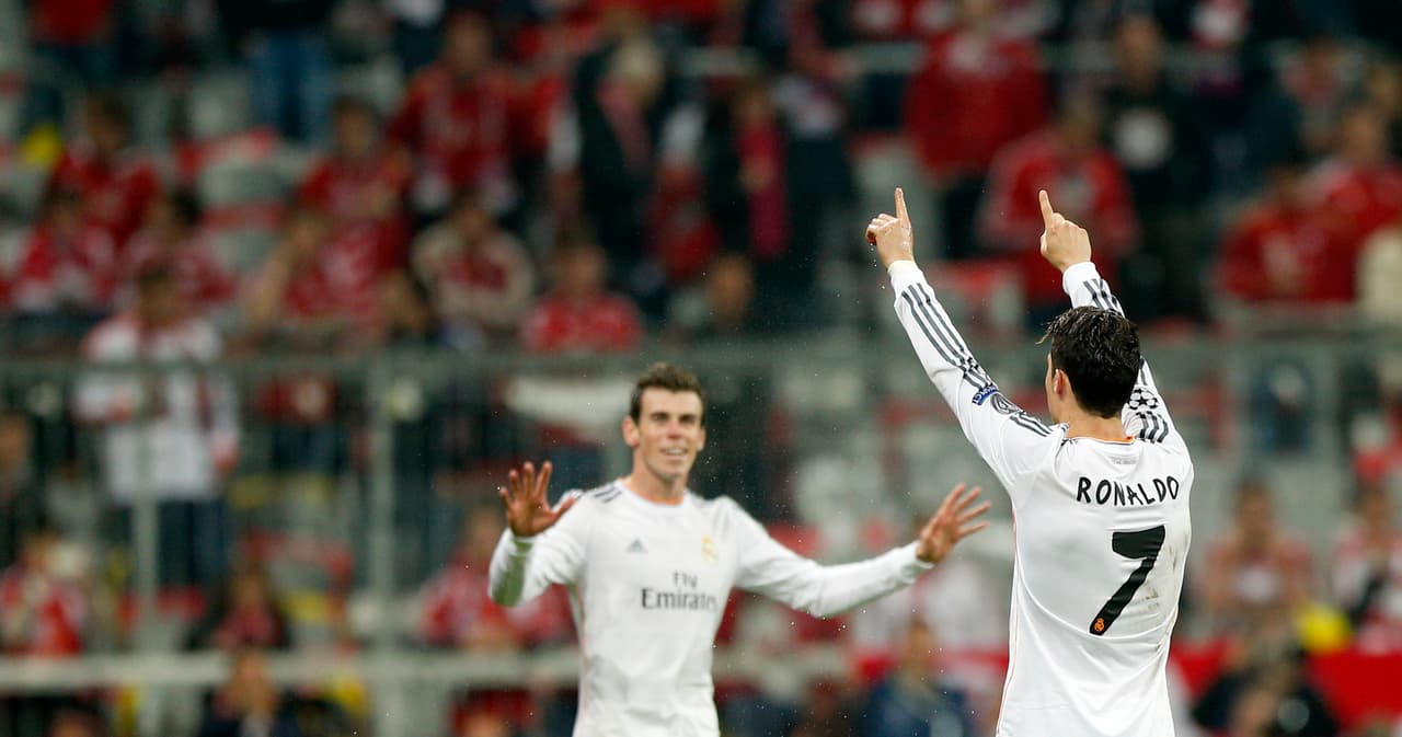 Diez minutos después llegó el que parecía el gol definitivo de la tarde para liquidar las aspiraciones de Bayern en menos de 45 minutos. Cristiano Ronaldo, a pase de Gareth Bale en una corrida espectacular, definió al primer palo de Neuer para poner el 3-0 a favor del Madrid.