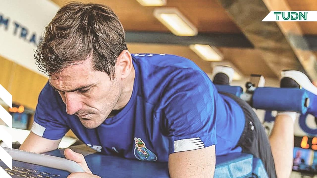 Iker Casillas apura trabajos para volver a la portería del Porto

