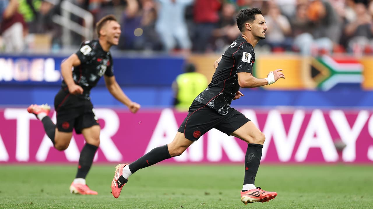 Stephen Eustáquio, el exjugador de Cruz Azul que metió a Canadá a los Octavos del Mundial