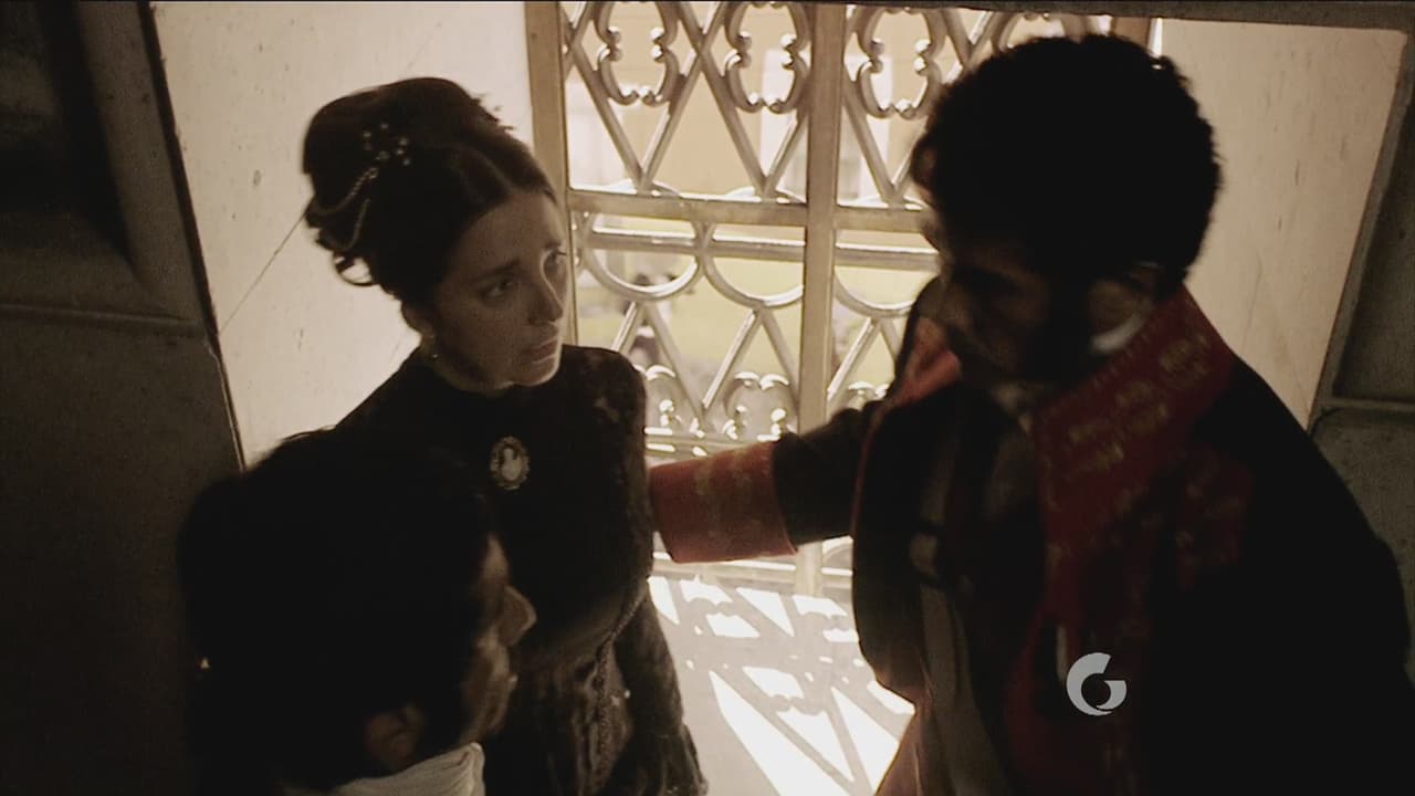 Riaño está muy preocupado pues cada vez hay más y más gente por las calles.