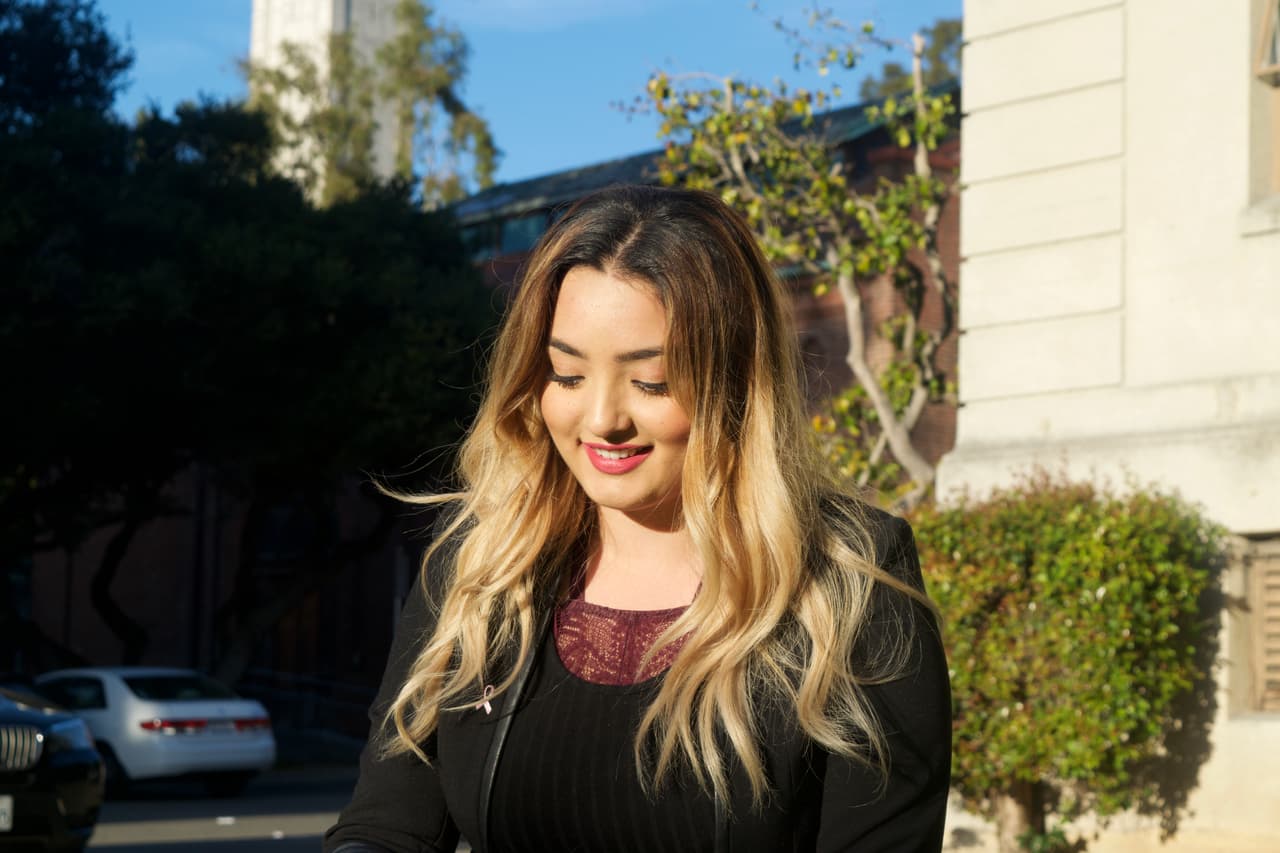 Laura Isais, 23 años. "El tema de salud mental es tabú en nuestra comunidad latina. Siempre te están diciendo que tienes que estar de un tornillo safado para ir al doctor".