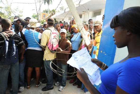 Entre los 19 candidatos que buscan la presidencia en los comicios del domingo figuran ex primeros ministros, una ex primera dama, un músico popular y el dueño de una fábrica de ropa.