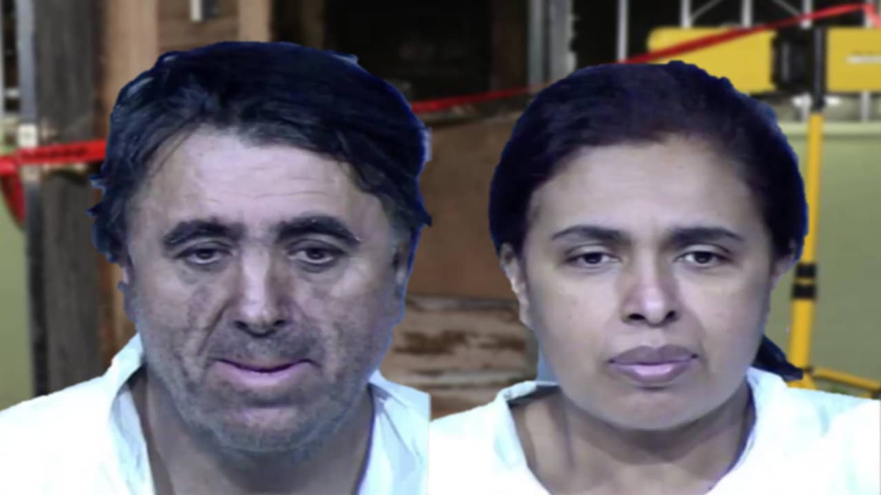 <b><a href="https://www.univision.com/local/arizona-ktvw/autoridades-encuentran-restos-humanos-dentro-de-una-casa-despues-de-un-incendio">El 28 de enero</a></b>, una trabajadora social del departamento de cuidado del menor fue hasta la casa para hablar sobre los otros dos menores bajo la custodia de Loera y su esposa. Él acabó firmando la custodia temporal de una niña de 4 años y un niño de 9.
<br>