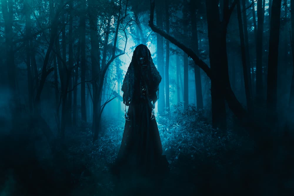 La historia de la ciudad de México está inmersa entre la leyenda y el mito. Por supuesto, no se escapa de que entre las historias que se cuentan desde hace décadas se cuelen algunas con tintes sobrenaturales. Descubre unos cuantos ejemplos a continuación.