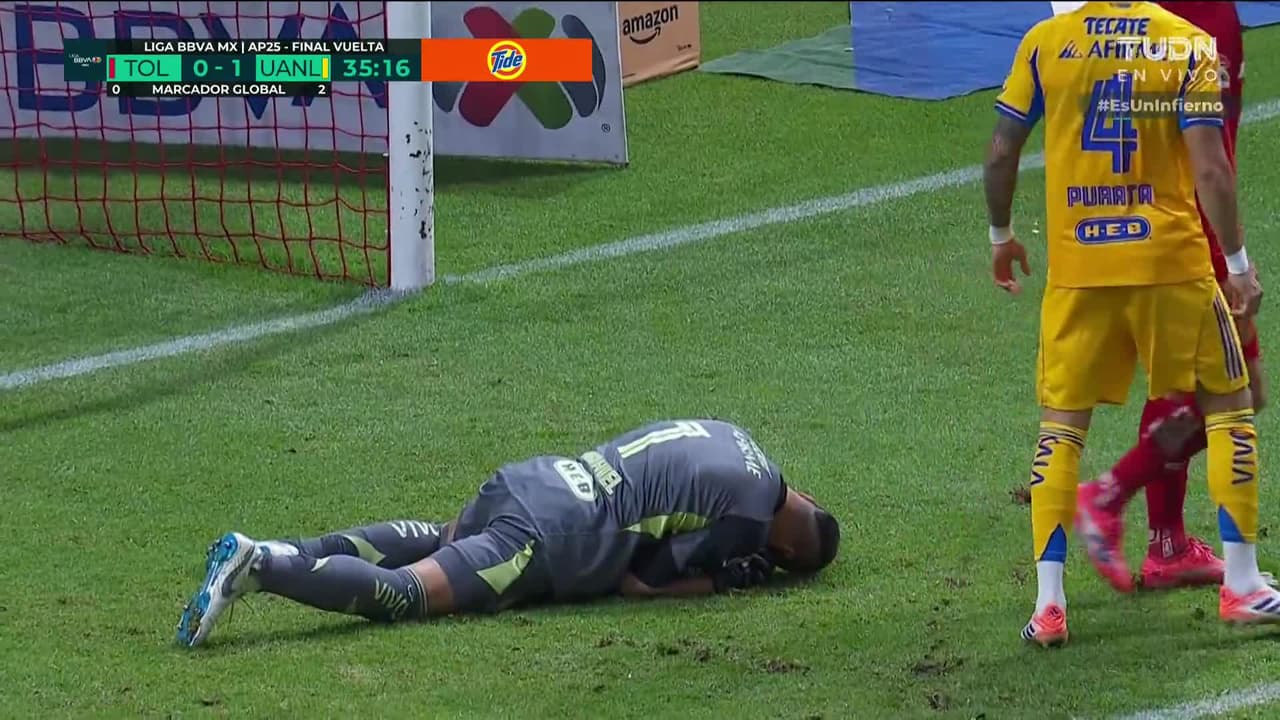 ¡TIRO ATAJADO! disparo por Marcel Ruíz.