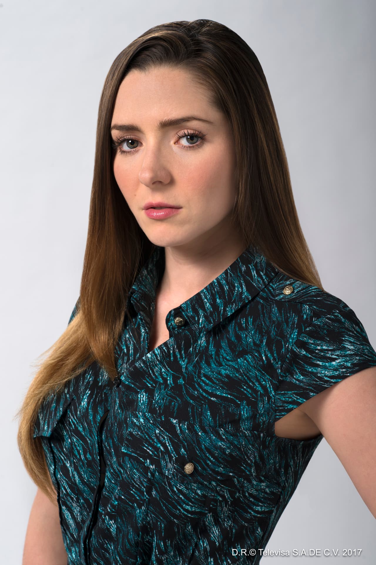 Ahora 'Estela' lucha para llevar una vida normal junto a su hija y poder recuperar la tranquilidad que algún día tuvo. Vaya que esta mujer se las está viendo difíciles, por lo que no te puedes perder su historia en '
<b><a href="http://www.univision.com/novelas/la-doble-vida-de-estela-carrillo">La doble vida de Estela Carrillo</a></b>' de lunes a viernes a las 9pm/8c por Univision.