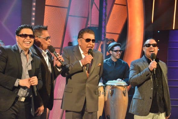 Mario empapó de buen humor el programa con sus ocurrencias. Los integrantes de Limi-T21 no pudieron aguantar la risa y miren de qué forma explotaron.