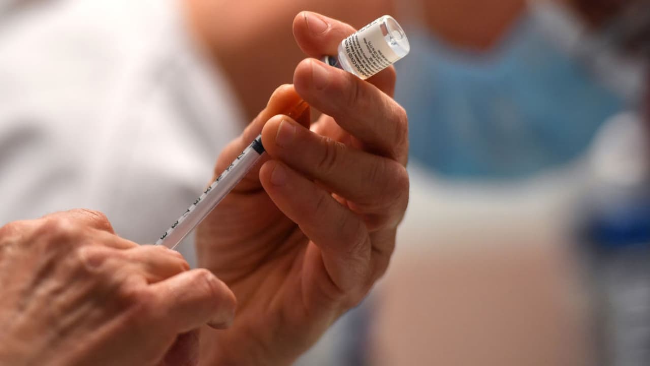 Este es el proceso para recibir la segunda dosis de la vacuna contra el coronavirus en Miami-Dade y Broward