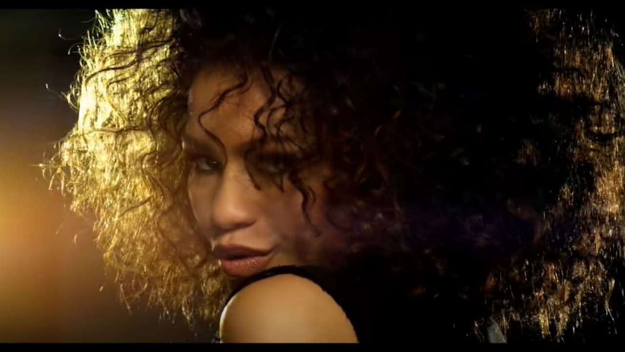 Zendaya lanzó su álbum homónimo en 2013 para incursionar en la música. La canción más popular es Replay, pero la obra está llena de canciones de sonidos Pop y R&B.