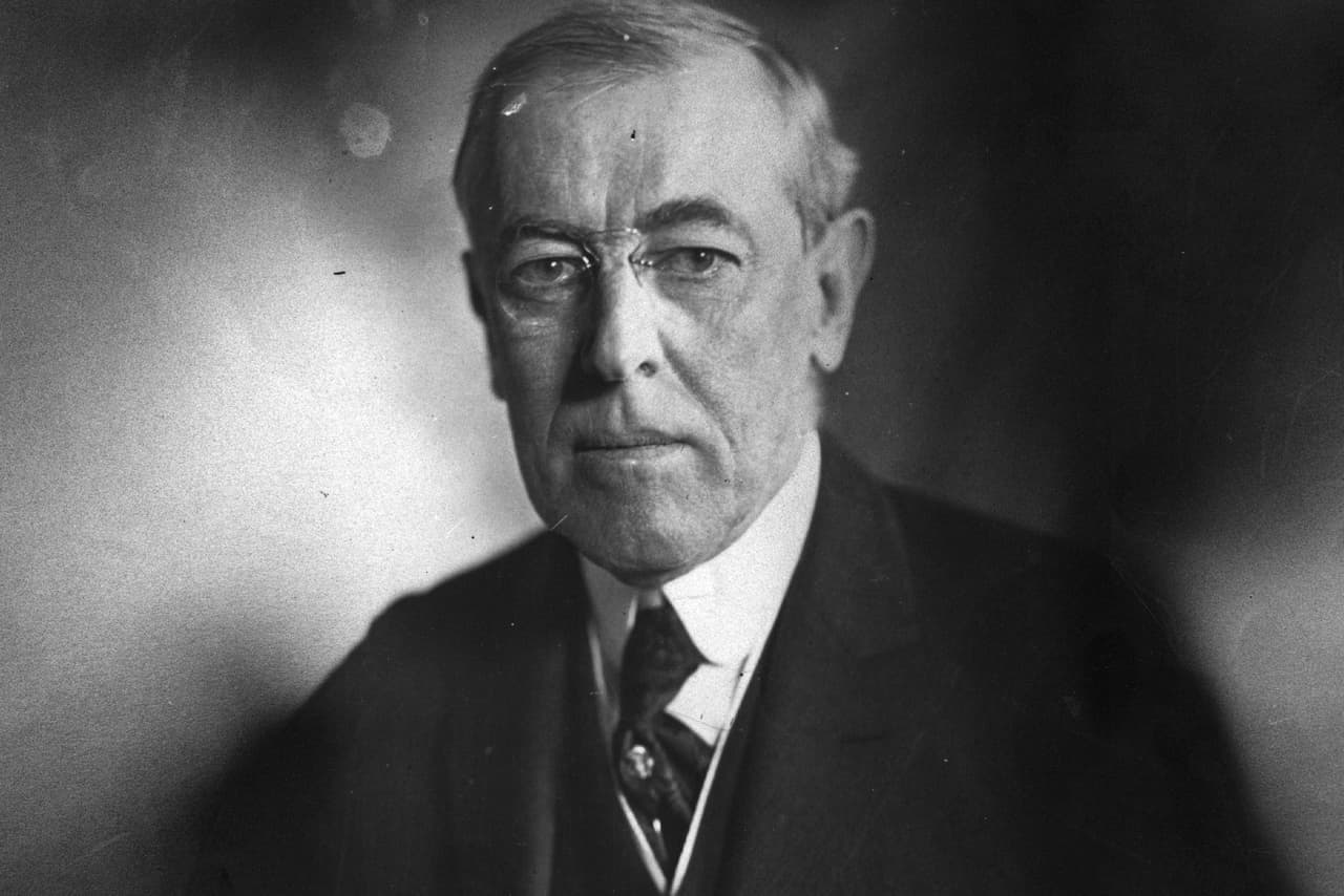 <b>Woodrow Wilson (ascendencia escocesa e irlandesa).</b> Fue presidente entre 1913 y 1921, hace exactamente un siglo. Nació en Staunton, Virginia, pero su abuelo, James Wilson, nació en Strabane, Irlanda del Norte. Su abuela, Mary Anne Adams, también nació en Ulster, una región del norte de Irlanda. Wilson tenía también raíces escocesas por parte de su madre, pues su abuelo materno era de Paisley, Escocia.