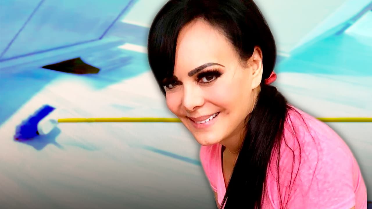 Maribel Guardia presume a su ayudante de lujo para los quehaceres domésticos