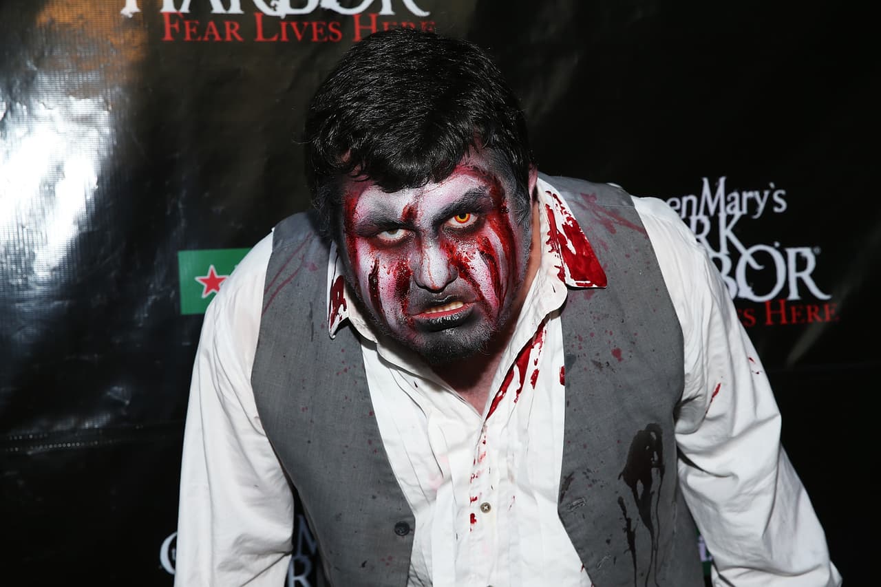 Uno de los personajes que podría estar a la vuelta de una esquina oscura a bordo del Queen Mary.