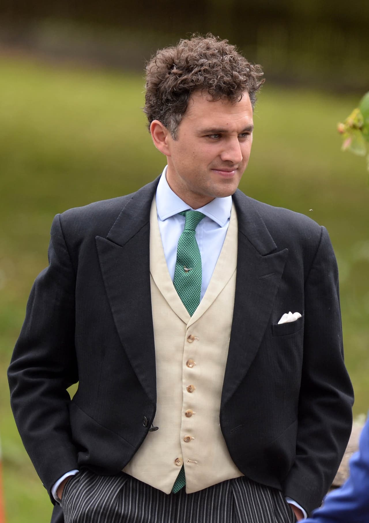 El diario británico 
<b><a href="https://www.thetimes.co.uk/edition/news/prince-georges-teacher-to-wed-his-dad-the-duke-of-cambridges-best-friend-x7qdbbmwn" target="_blank">The Sunday Times</a></b> publicó que 
<b>Thomas van Straubenzee</b> (foto), uno de los más viejos amigos del 
<b><a href="https://www.univision.com/temas/principe-william" target="_blank">príncipe William</a></b>, se casará muy pronto.