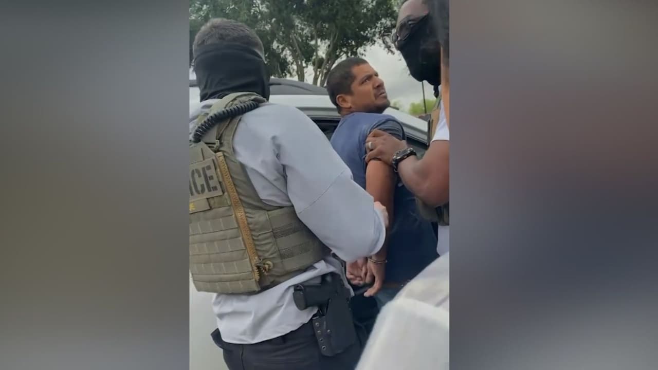 Operativo de ICE en Texas desata violencia y deja menor herido