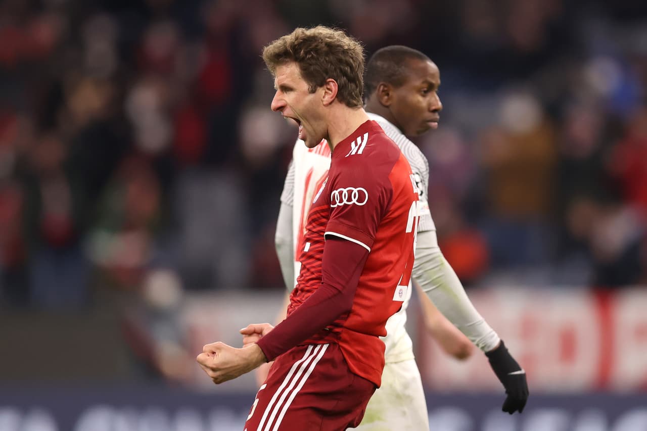 Bayern Munich fue una 'máquina bávara' de goles para avanzar a Cuartos de Final y dejar fuera al Salzburg por marcador de 7-1 en el Allianz Arena; hat-trick de Lewandowski.