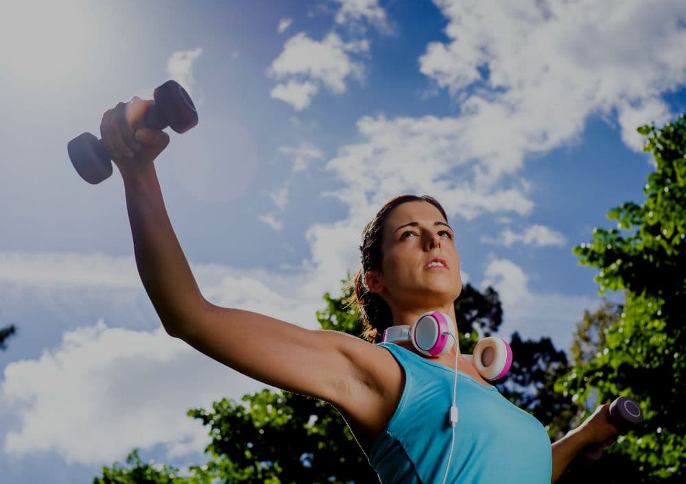 <b>+50 años. </b>Cuando una persona llega a esta edad, puede padecer dolores y condiciones crónicas como la diabetes y las enfermedades cardiovasculares. En las mujeres, aumenta el riesgo de una enfermedad cardíaca debido a la disminución de estrógenos.