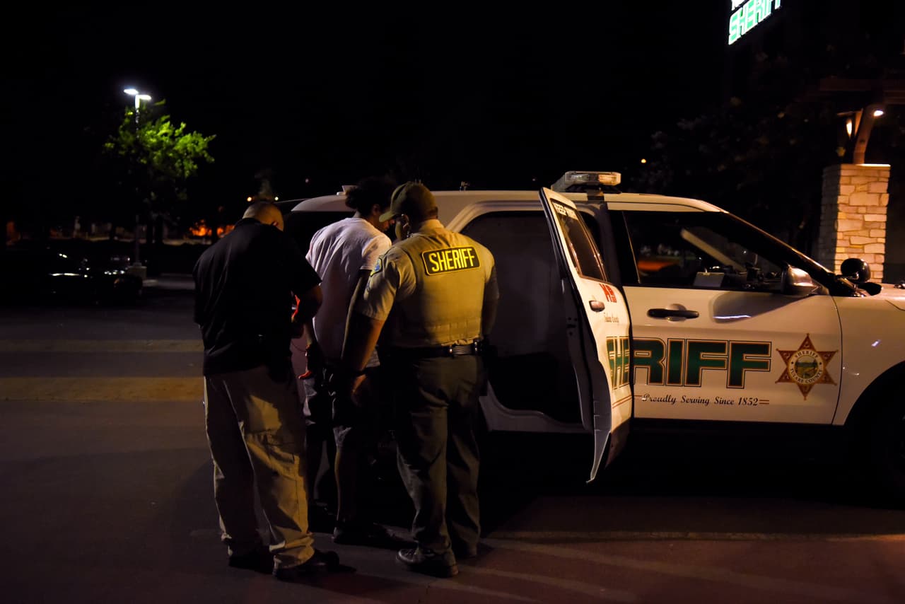 Arrestan a dos hombres por supuesto tráfico de personas en el condado de Tulare