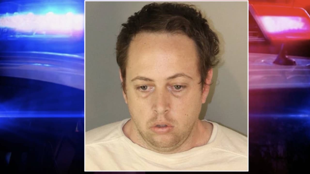 Niña se salva de ser violada en el baño de su primaria por rápida acción de un supervisor de escuela en California