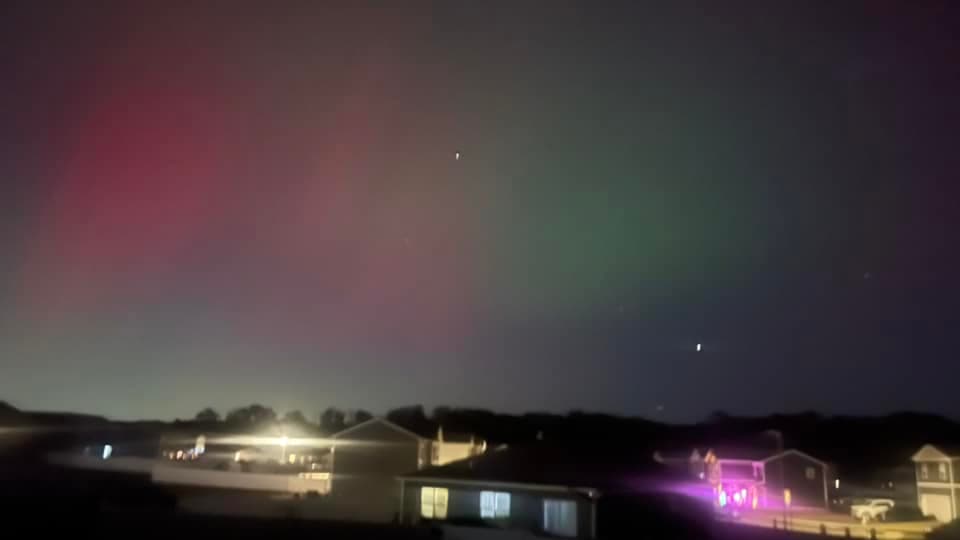 La mayoría de los reportes se dieron entre las 8:00 y las 10:00 de la noche.
<br>