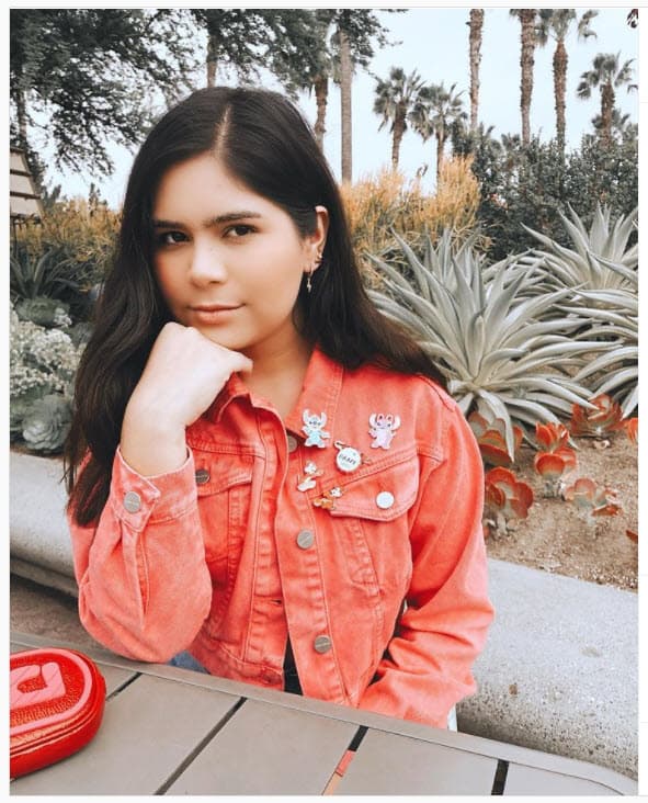 "A ella le dejó
<b>una casa en Juliantla</b>, todos los hijos tienen casa en Juliantla, pero además, Joan Sebastian buscó facilitarles la vida a sus hijos".
<br>