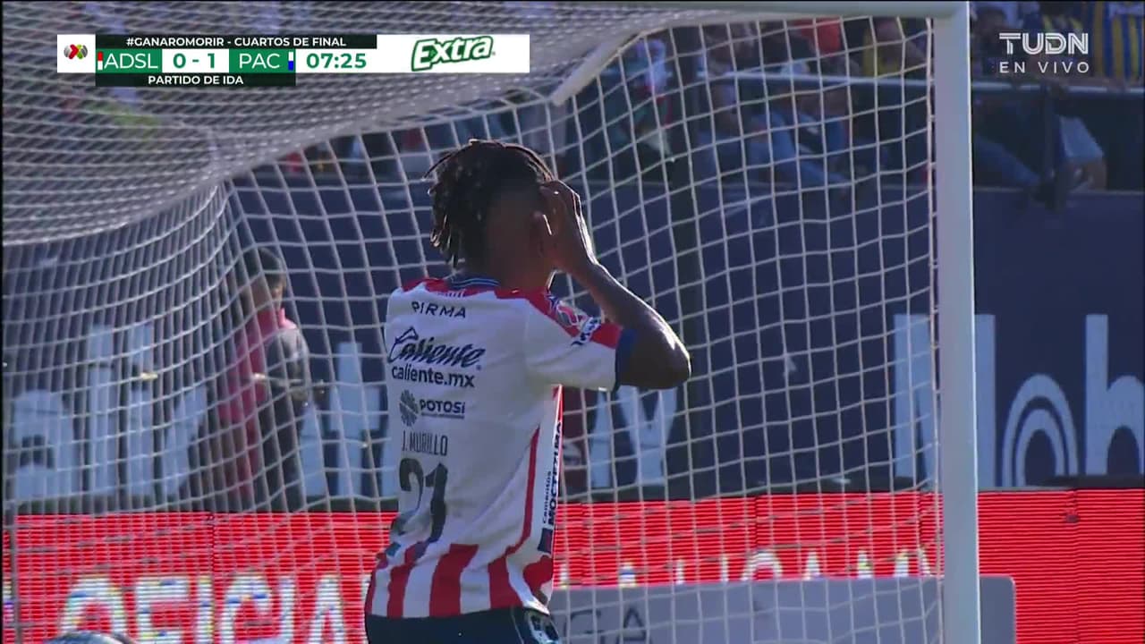 ¡TIRO ATAJADO! disparo por Jhon Murillo.