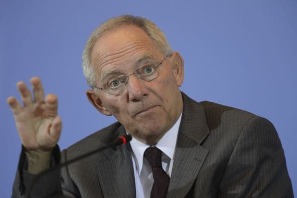 ALEMANIA- El ministro de Finanzas alemán, Wolfgang Schaeuble, afirmó que la ayuda a España "es un paso correcto e importante. ¡Creo que es un buen día!".