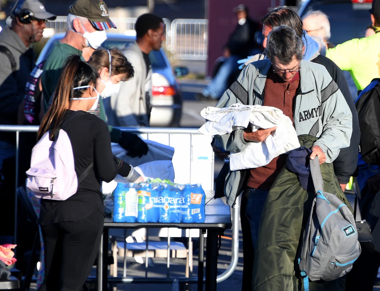 Se espera que una vez que se desinfecte el refugio de Catholic Charities, vuelva a abrir en los próximos días y pueda volver a recibir a algunas personas sin hogar.