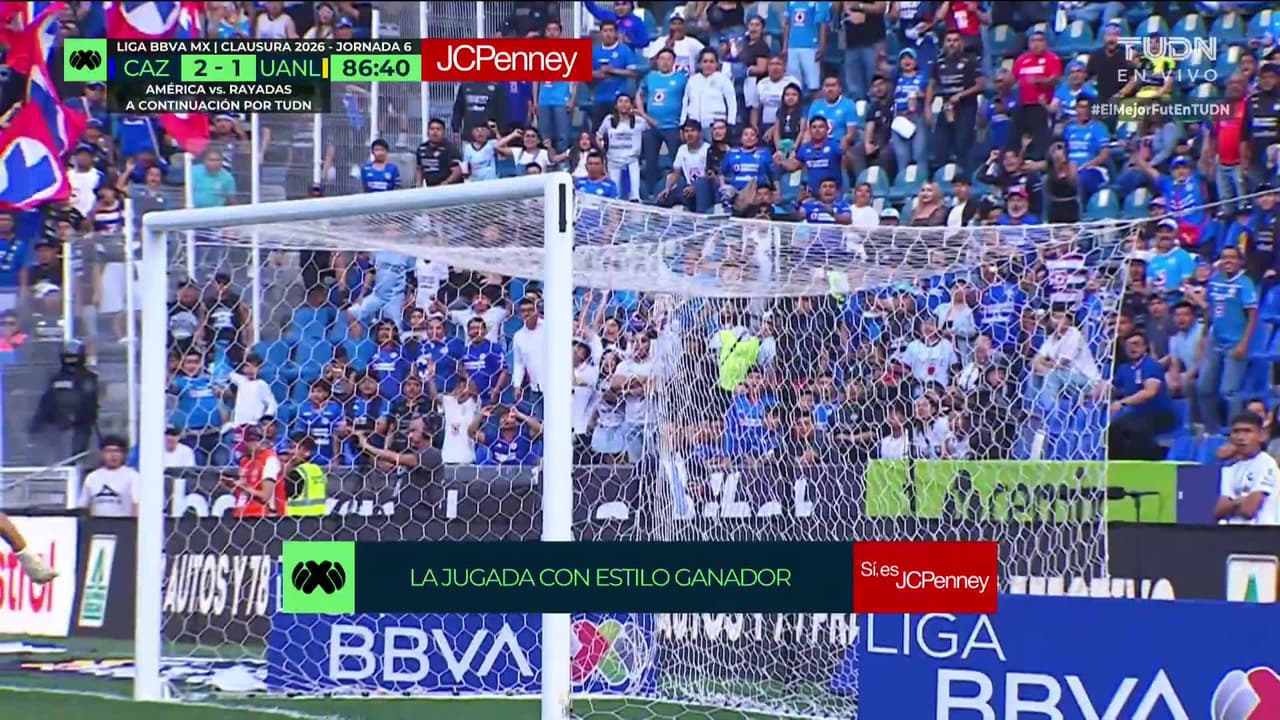 ¡TIRO ATAJADO! disparo por Ángel Correa.