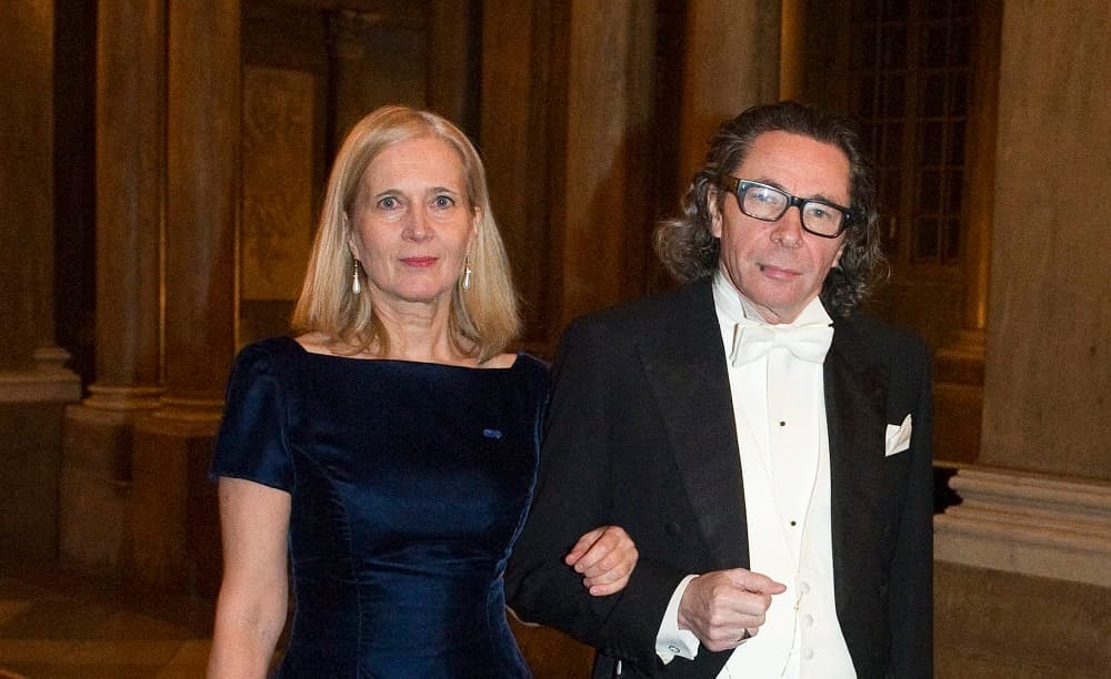 Acusan de violación al fotógrafo del escándalo sexual que sacude a los Premios Nobel